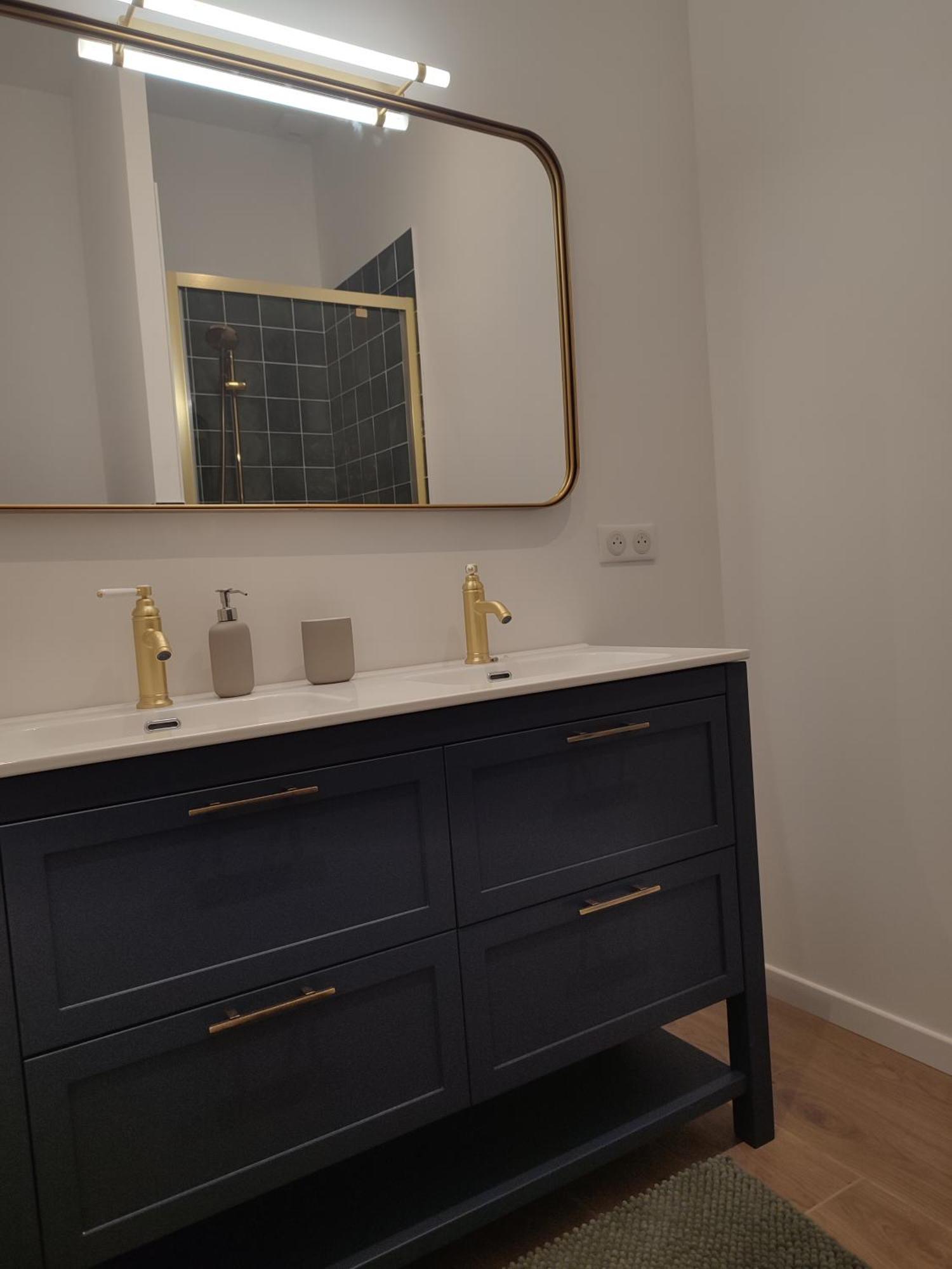 Le Petit 1881 Appartement Ampuis Buitenkant foto